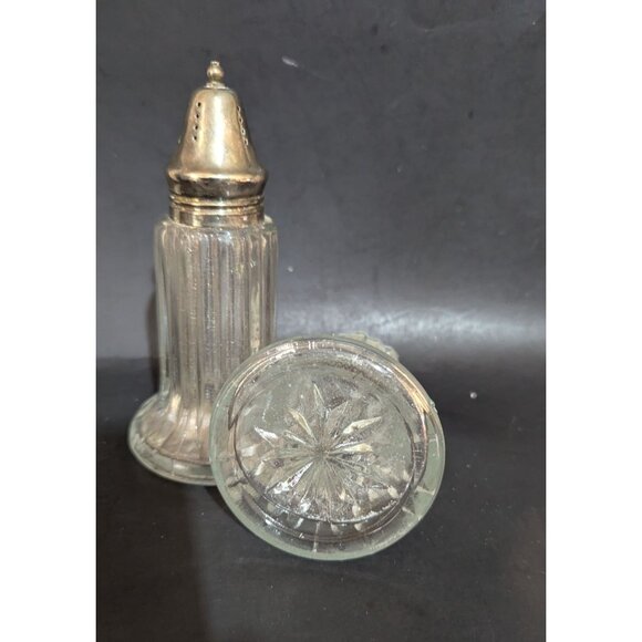 vintage Set Of 2 Large 6" Fluted Glass Salt & Pepper Shakers Silver Plate Tops - Picture 5 of 6